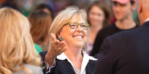 Elizabeth May Paying Everyone A Basic Income Will End Poverty And - elizabeth may paying everyone a basic income will end poverty and save money